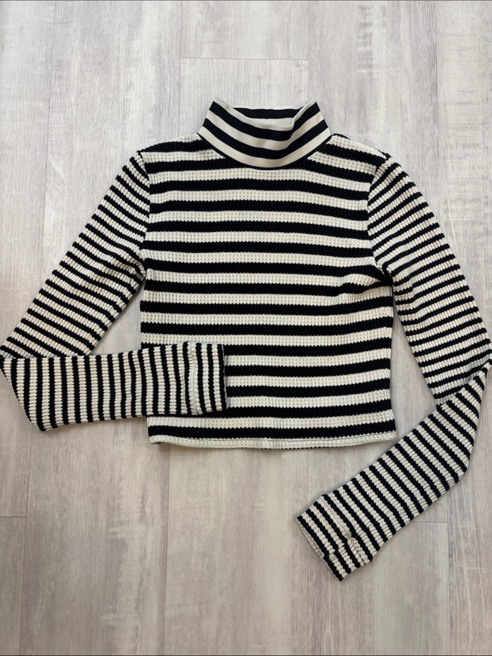 aerie Black and Cream Striped Turtleneck Sweater Cropped Medium